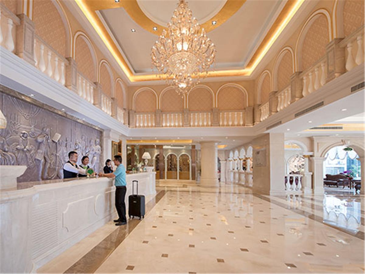 Vienna Internation Hotel Shenzhen Guanlan Guanguang Road Экстерьер фото