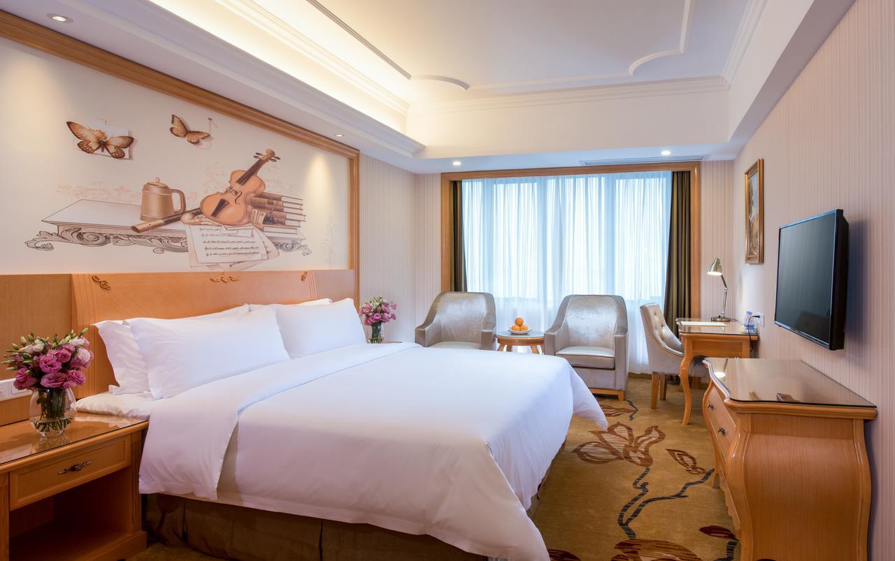 Vienna Internation Hotel Shenzhen Guanlan Guanguang Road Экстерьер фото
